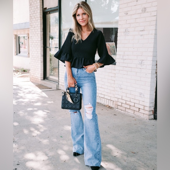 AMARYLLIS Medium Wash Distressed High-Waist Wide-Leg Jeans - Picture 9 of 9